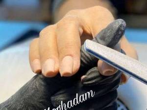 کلیه خدمات حرفه‌ای ناخن