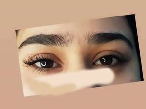 آموزش تمامی خدمات کاشت مژه