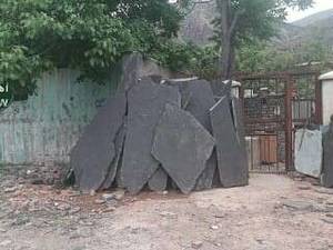 فروش سنگ لاشه مستقیم از معدن دماوند با سایزهای مختلف با رنگ بندی