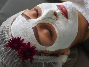 بهترین سالن جهت پاکسازی پوست در استان گیلان