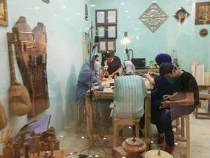 کارگاه صنایع چوبی آبنوس