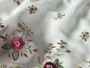شومیز گلدوزی شده