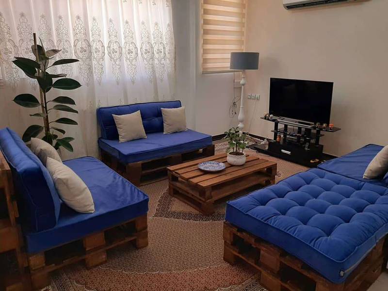 تولید مبلمان پالتی با ترکیب رنگی بالا در چهاردانگه