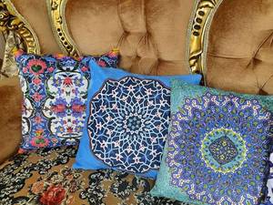کوسن مخمل کره