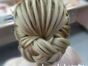 آرایشگاه و آموزشگاه بزک