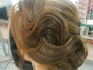 آرایشگاه و آموزشگاه بزک