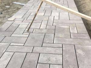 اجرای سنگ ورقه ای کف