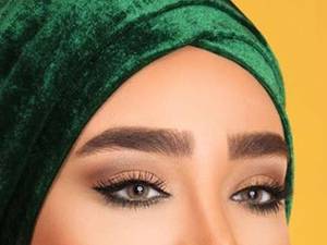 میکاپ با رژ هلویی