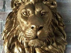 اجرای مجسمه بتنی شیر در لرستان