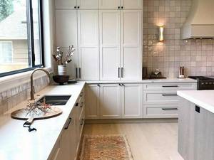 ساخت کابینت هایگلاس مات در سبزه وار