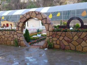 محوطه سازی سنگ لاشه در کرج و تهران