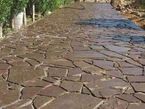کف سازی و نصب سنگ لاشه در تهران