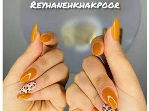 کاشت ناخن در مشهد