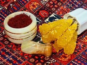فروش زعفران به صورت عمده و جزئی در مه لات
