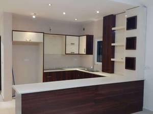 نصب و اجرای کابینت های گلاس طرح دو رنگ در چالوس