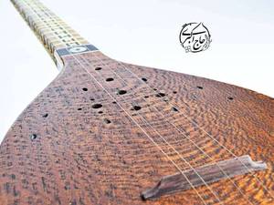 سه تار حاج اکبری در قزوین