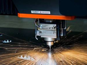 برش لیزر CNC در بازارآهن شادآباد