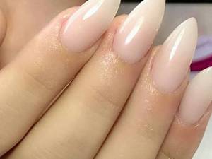 کاشت ناخن