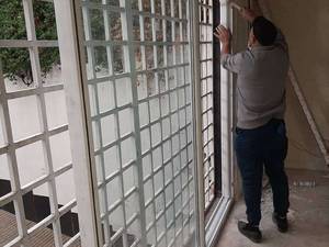 طراحی و ساخت پنجره کشویی دوجداره و upvc در تهران