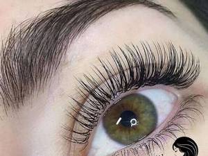 اکستنشن مژه با چسب گیاهی درلرستان