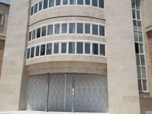 نصب و اجرای پنجره قوس دار دوجداره در همدان