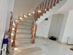 نرده ی مارپیچ چوب و استیل در رشت