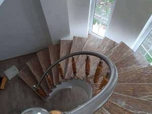 نرده ی مارپیچ چوب و استیل در رشت