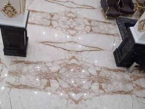 اجرای سنگ اسلب فورمچ کاملیا در شیراز
