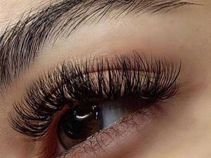 خدمات تخصصی  اکستنشن مژه