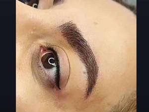 اجرای تخصصی  میکرو بلیدینگ ابرو