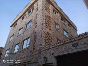 تولید و فروش انواع درب های آلومینیومی