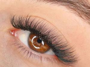 اکستنشن ابریشمی مژه