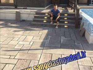 نصب سنگ لاشه تخت در سنگ لاشه قادری