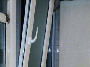 درب و پنجره های ساخته شده از پروفیل های با upvc در تهران