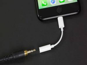 مبدل لایتنینگ به جک 3.5 میلی متری هدفون اپل