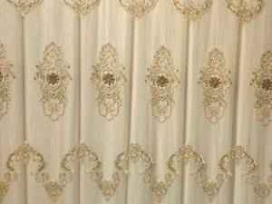 طراح و تولیدکننده  انواع پرده  در اصفهان