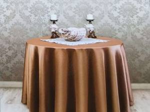 رومیزی ساتن قرمز