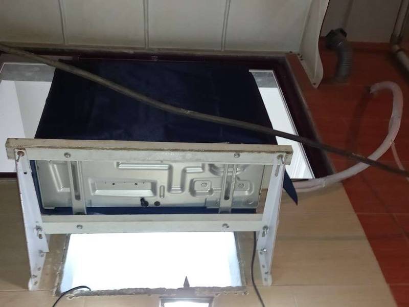 نصب اسپیلت در جای کولر پنجره ای در انزلی