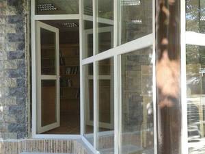 تعمیر و نگهداری درب و پنجره upvc در تهران