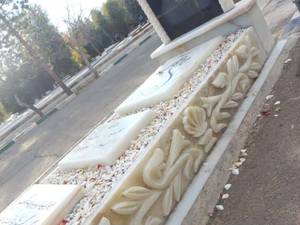 فروش سنگ مزار مرمر با گل برجسته در تهران
