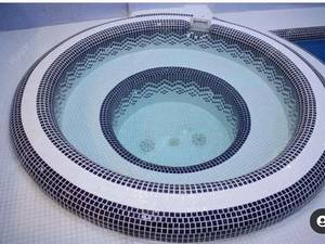 مجری انواع جکوزی در اصفهان