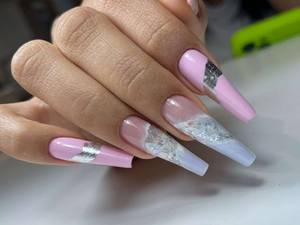 كاشت ناخن حرفه ای با قالب در بندرعباس