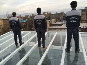 تاسیس گلخانه شیشه ای دوجداره 