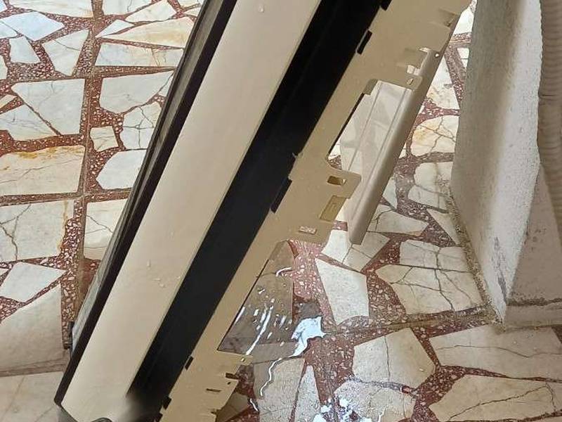 شستشو و سرویس اسپیلت در بندر انزلی