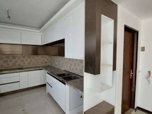 اجرای کابینت هایگلاس در اصفهان
