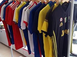انواع لباسهای تیمی بچه گانه و نوجوانان