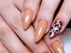 نمونه کارهای ناخن سالن زیبایی پانی سان