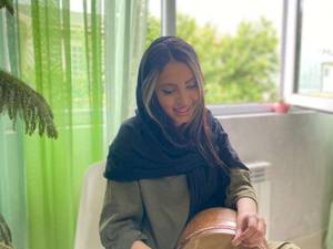 آموزش  موسیقی کودک با استاد نرگس طباطبایی