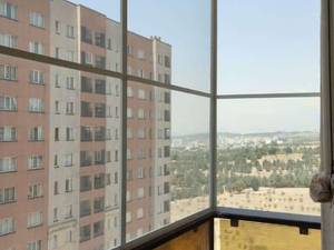 درب وپنجره  وتوری جلوی  بالکن