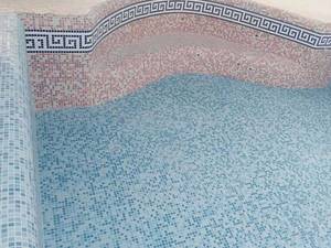 کاشی کاری استخر در بندر عباس 